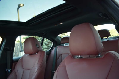 2023 BMW 3 Series 330e xDrive Plug-In Hybrid