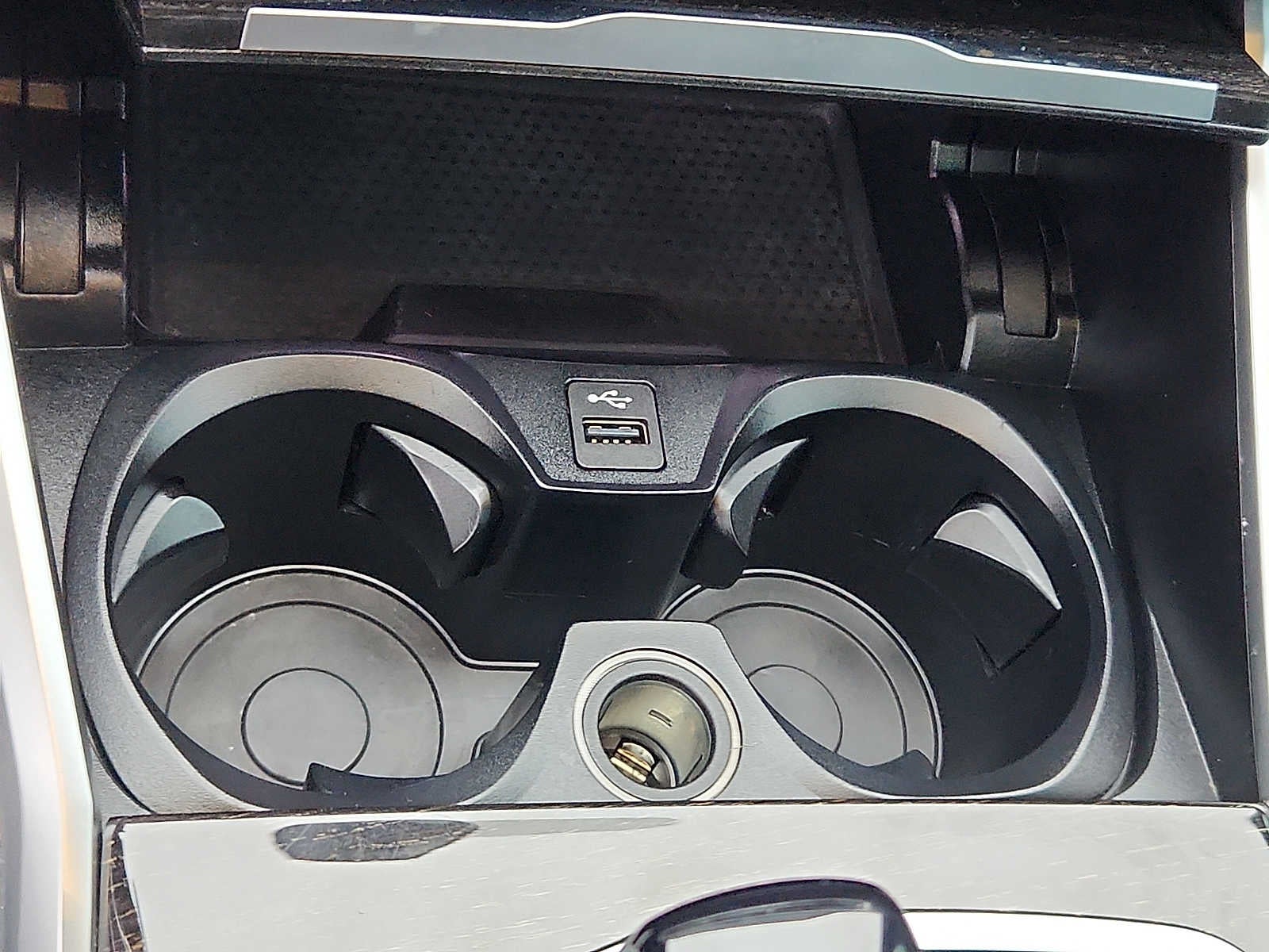 2022 BMW 3 Series 330i xDrive Sedan North America