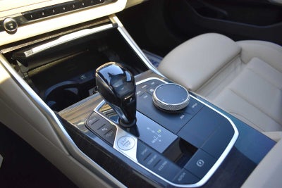 2020 BMW 3 Series 330i xDrive Sedan North America