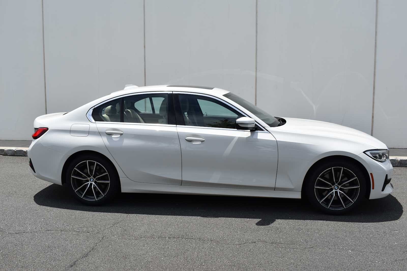 2021 BMW 3 Series 330i xDrive Sedan North America