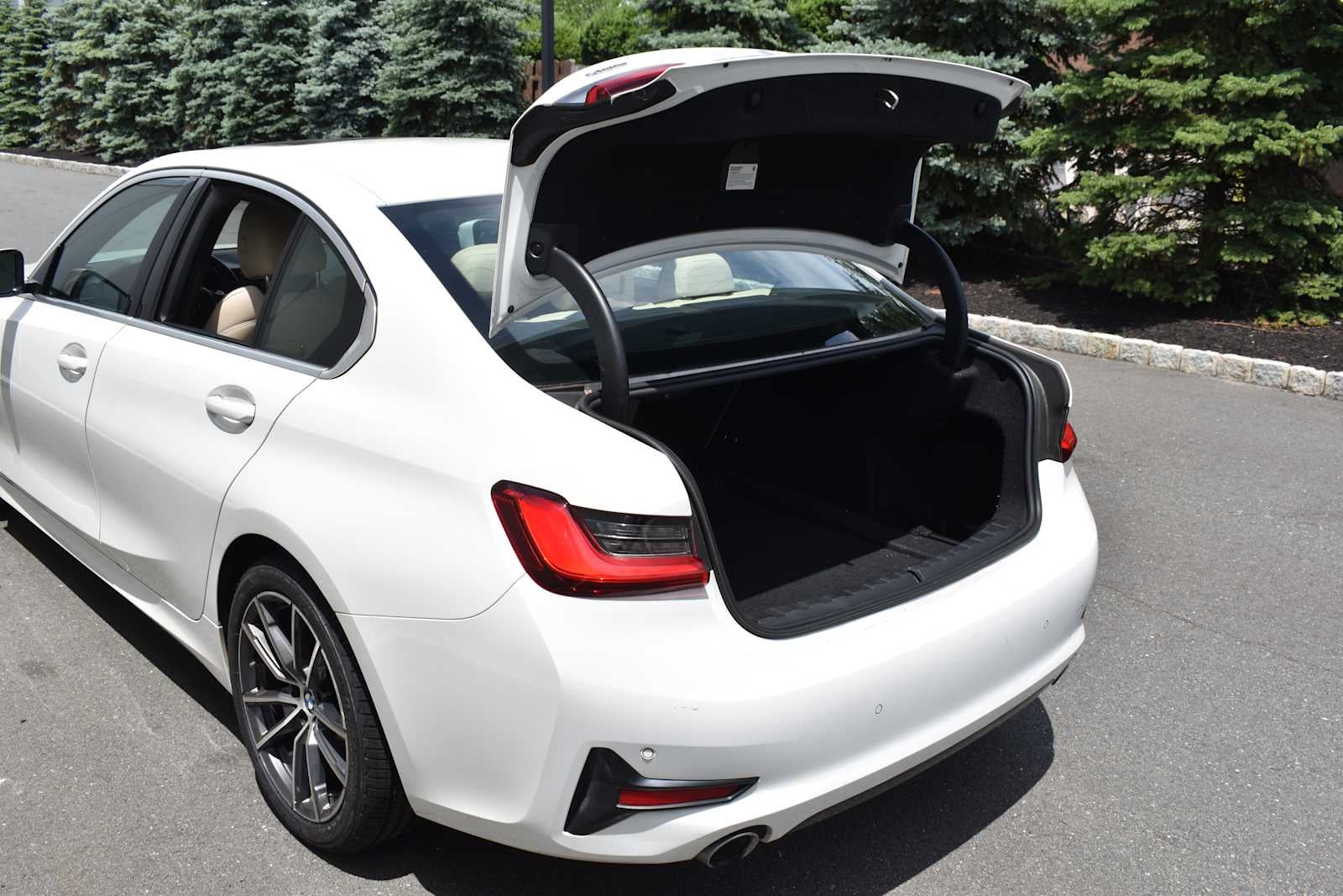 2021 BMW 3 Series 330i xDrive Sedan North America
