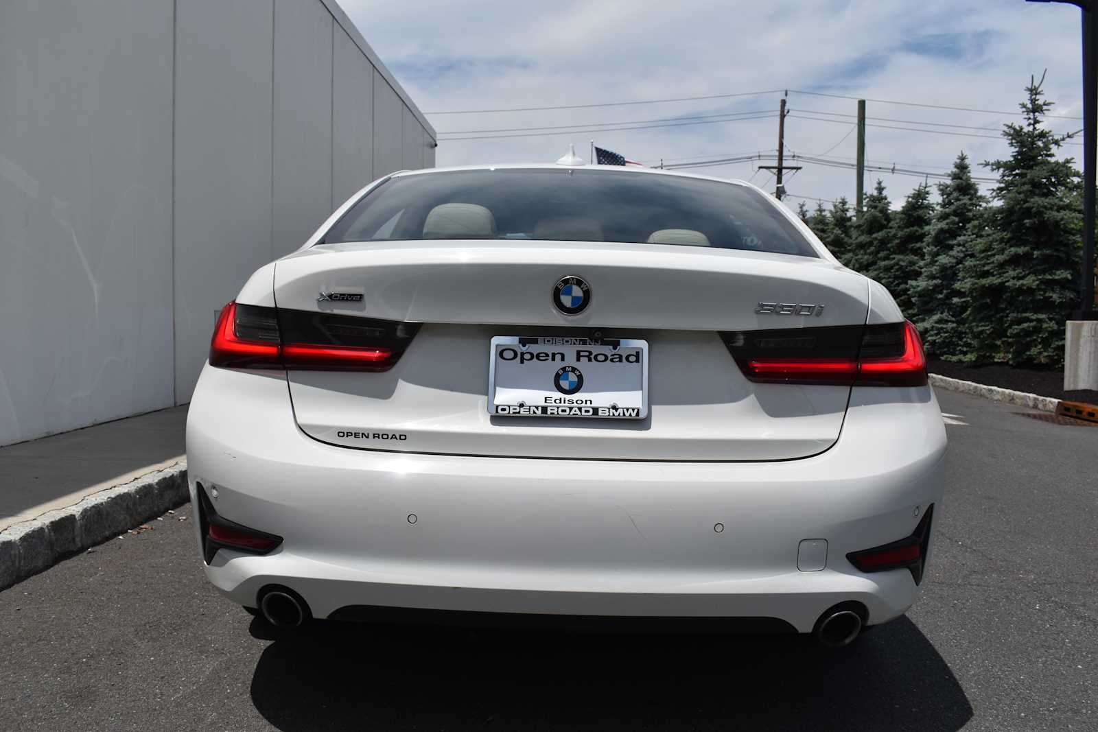 2021 BMW 3 Series 330i xDrive Sedan North America