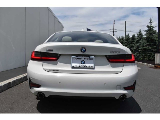 2021 BMW 3 Series 330i xDrive Sedan North America