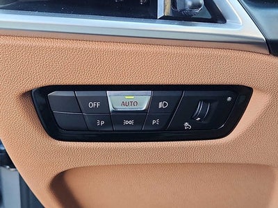 2025 BMW 3 Series 330i xDrive Sedan