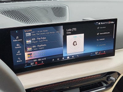 2025 BMW 3 Series 330i xDrive Sedan