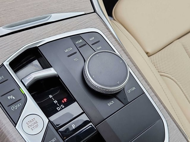 2025 BMW 3 Series 330i xDrive Sedan