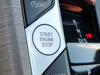 2025 BMW 3 Series 330i xDrive Sedan