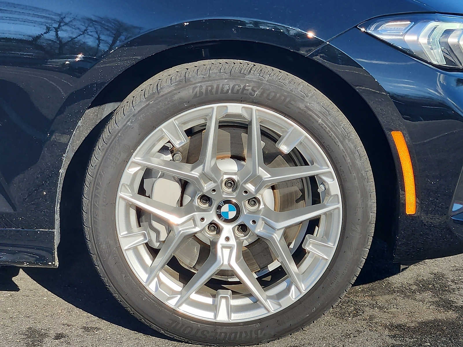 2025 BMW 3 Series 330i xDrive Sedan