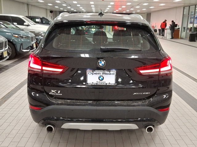 2025 BMW 3 Series 330i xDrive Sedan