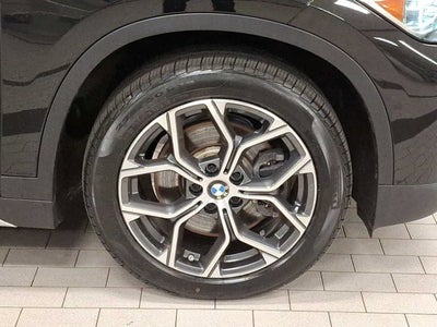 2025 BMW 3 Series 330i xDrive Sedan