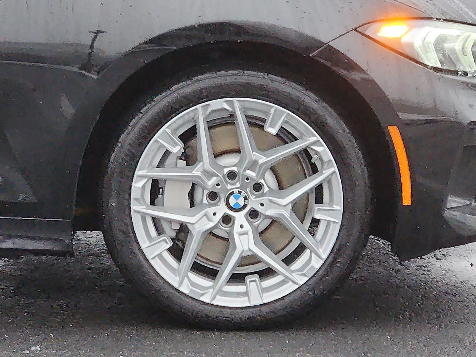 2025 BMW 3 Series 330i xDrive Sedan