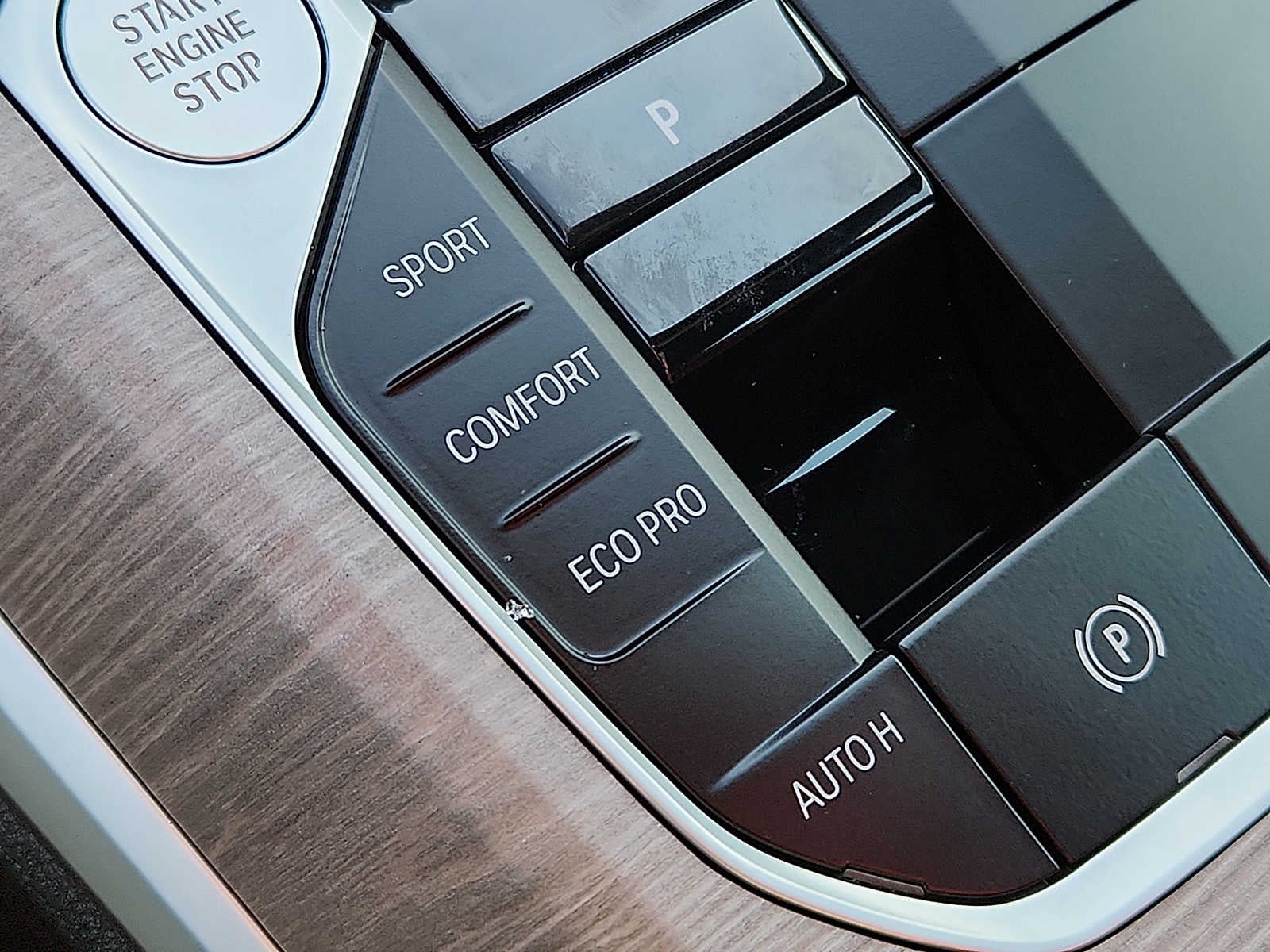 2025 BMW 3 Series 330i xDrive Sedan