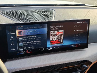 2025 BMW 3 Series 330i xDrive Sedan