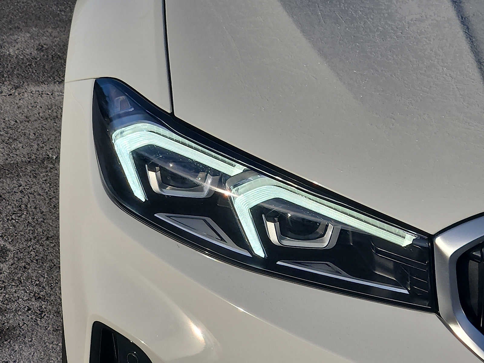 2025 BMW 3 Series 330i xDrive Sedan