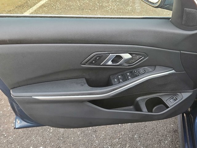 2025 BMW 3 Series 330i xDrive Sedan
