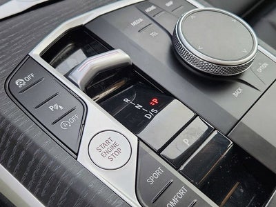 2025 BMW 3 Series 330i xDrive Sedan