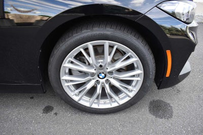 2023 BMW 3 Series 330i xDrive Sedan