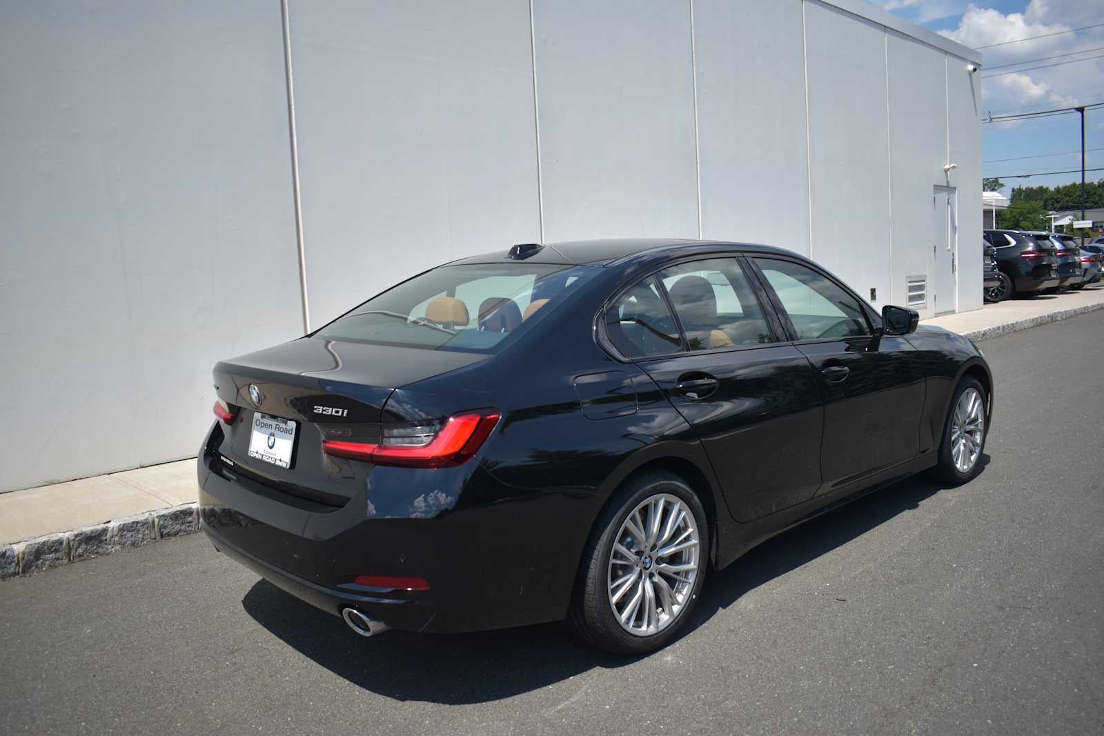2023 BMW 3 Series 330i xDrive Sedan