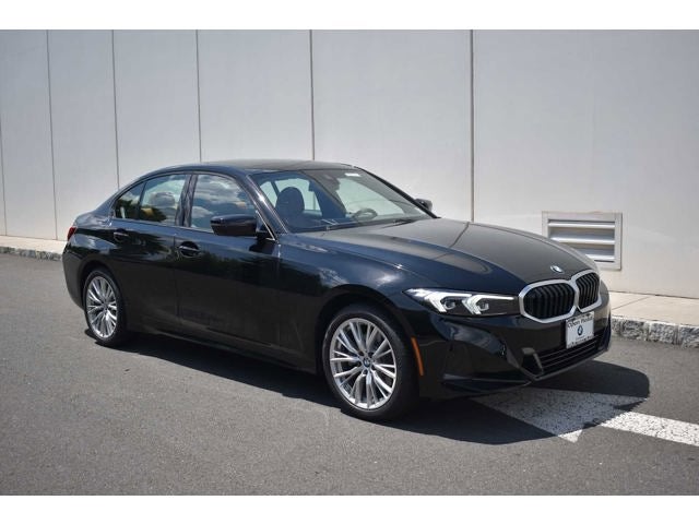 2023 BMW 3 Series 330i xDrive Sedan