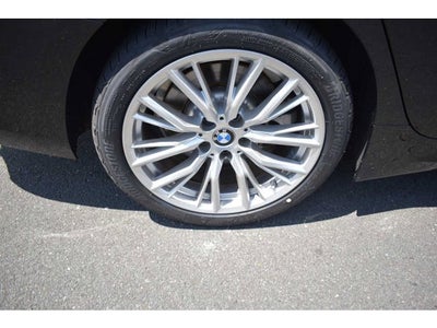 2023 BMW 3 Series 330i xDrive Sedan