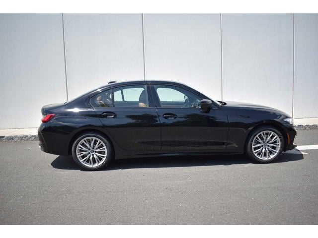 2023 BMW 3 Series 330i xDrive Sedan