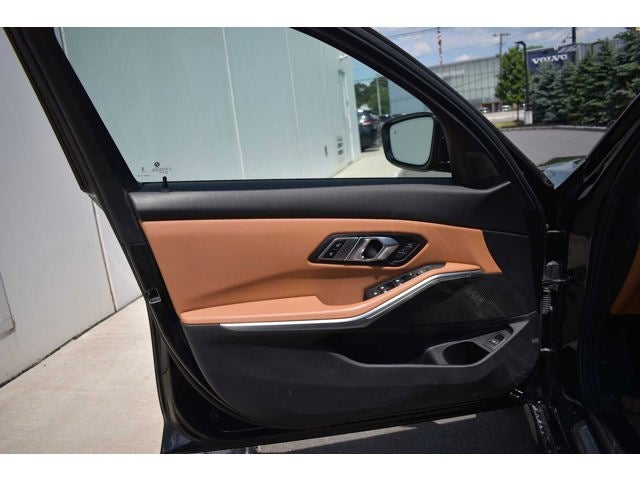 2023 BMW 3 Series 330i xDrive Sedan