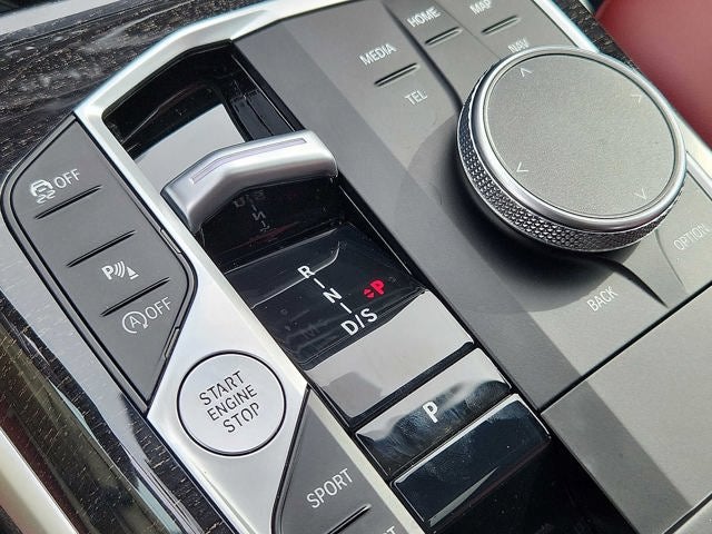 2023 BMW 3 Series 330i xDrive Sedan