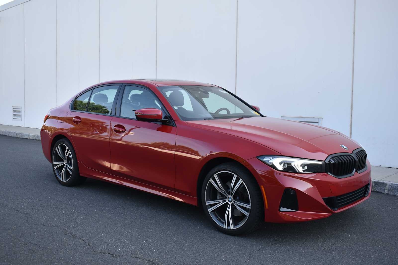 2023 BMW 3 Series 330i xDrive Sedan