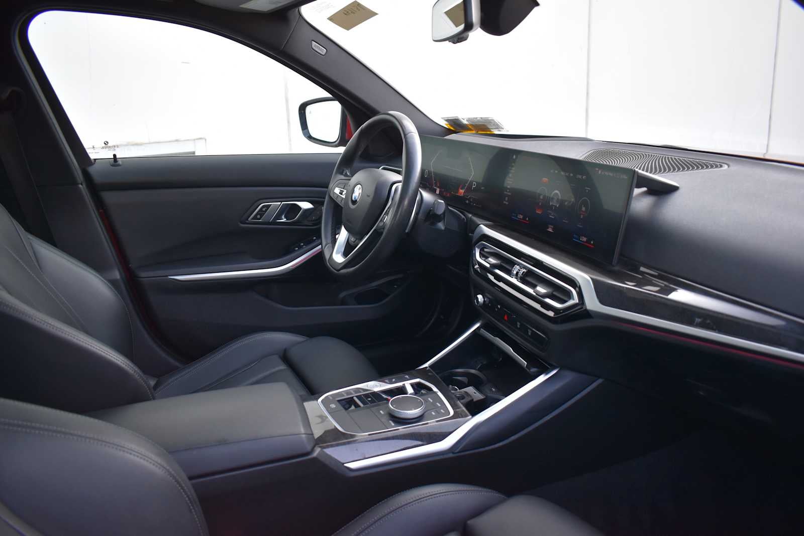 2023 BMW 3 Series 330i xDrive Sedan