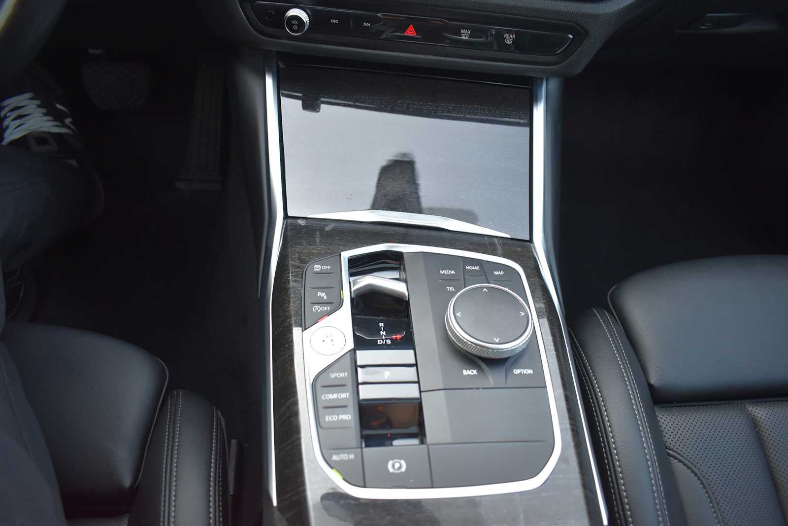 2023 BMW 3 Series 330i xDrive Sedan