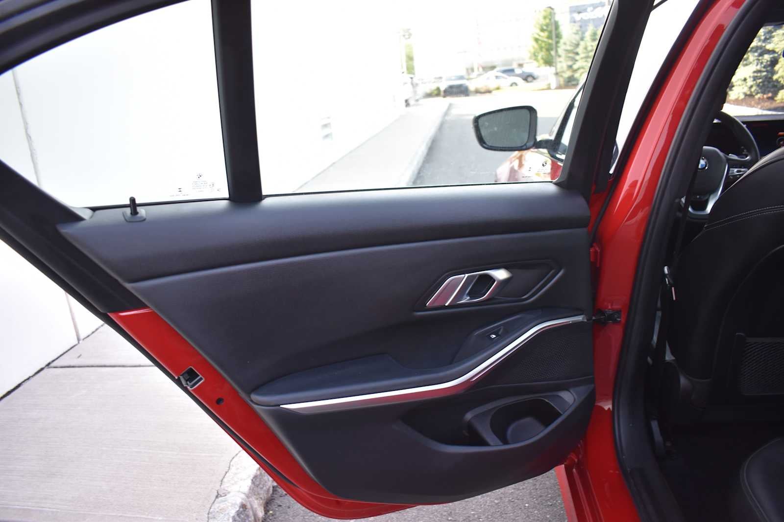 2023 BMW 3 Series 330i xDrive Sedan