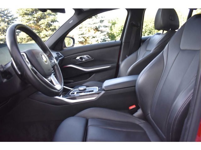 2023 BMW 3 Series 330i xDrive Sedan