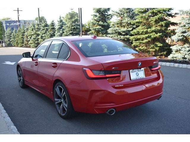2023 BMW 3 Series 330i xDrive Sedan