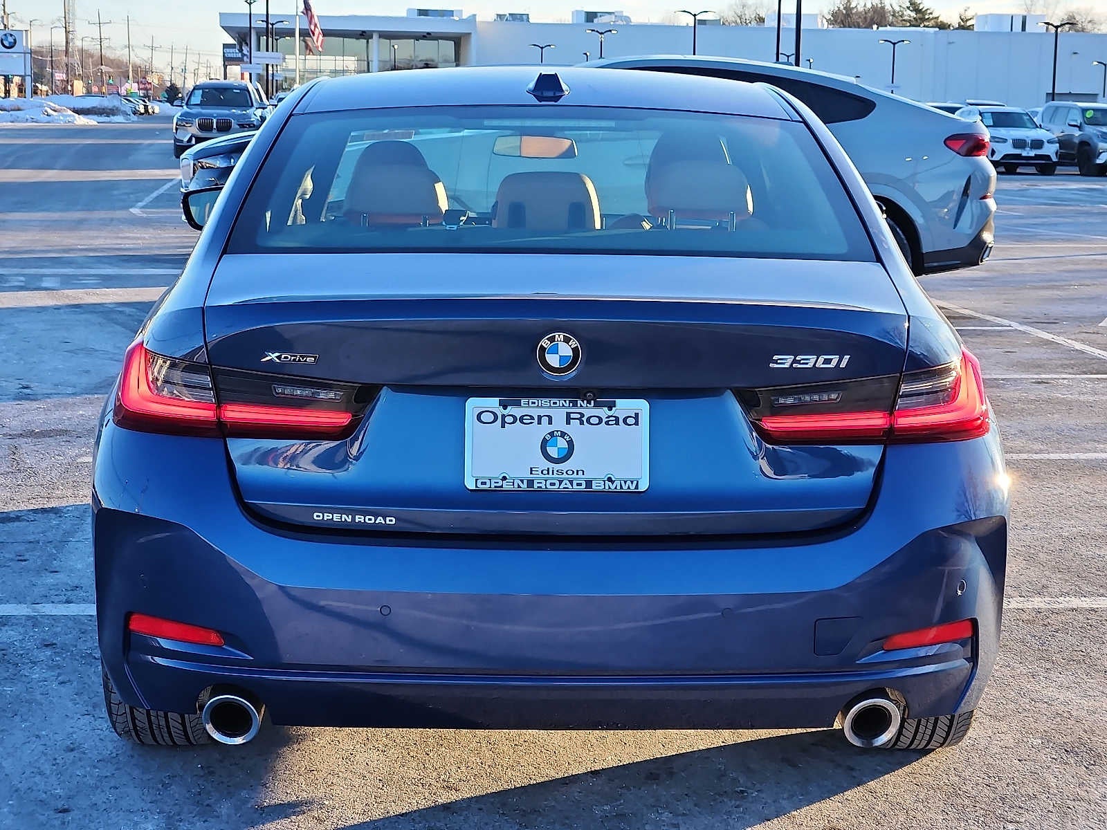2023 BMW 3 Series 330i xDrive Sedan