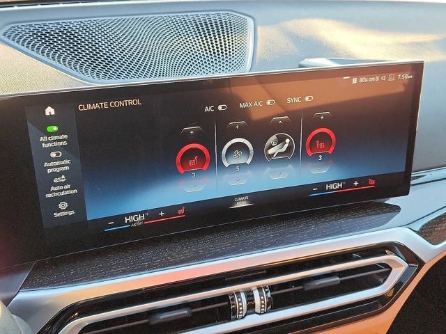 2023 BMW 3 Series 330i xDrive Sedan