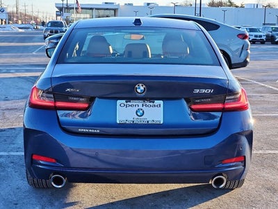 2023 BMW 3 Series 330i xDrive Sedan