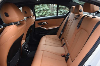 2023 BMW 3 Series 330i xDrive Sedan