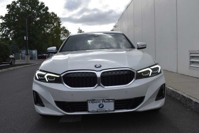 2023 BMW 3 Series 330i xDrive Sedan