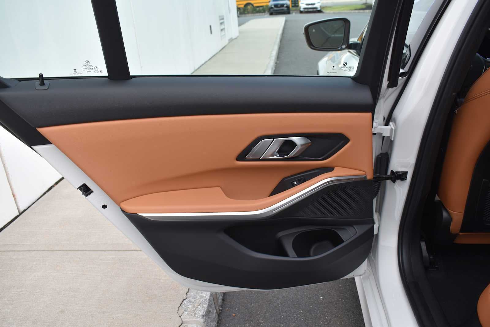 2023 BMW 3 Series 330i xDrive Sedan