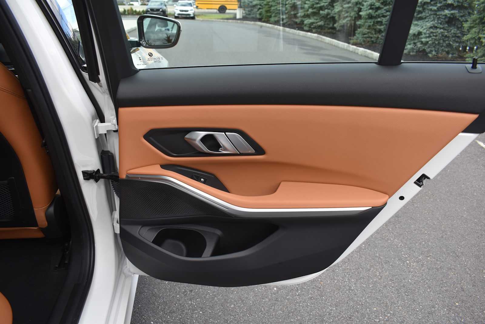 2023 BMW 3 Series 330i xDrive Sedan