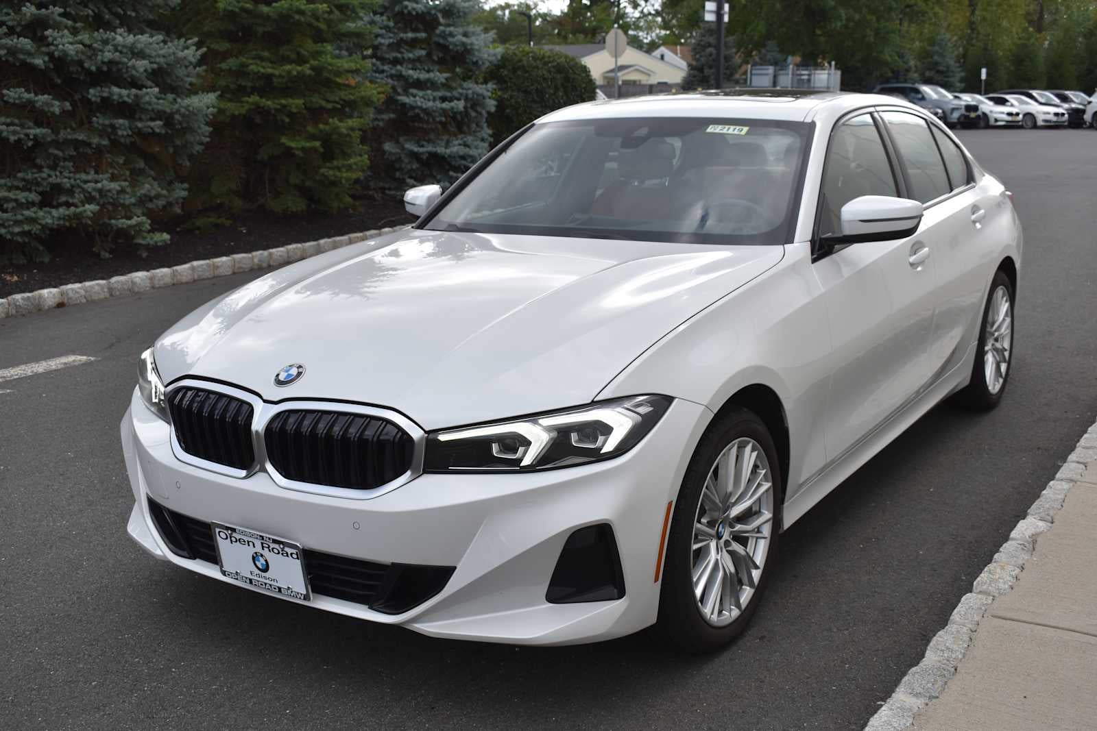 2023 BMW 3 Series 330i xDrive Sedan