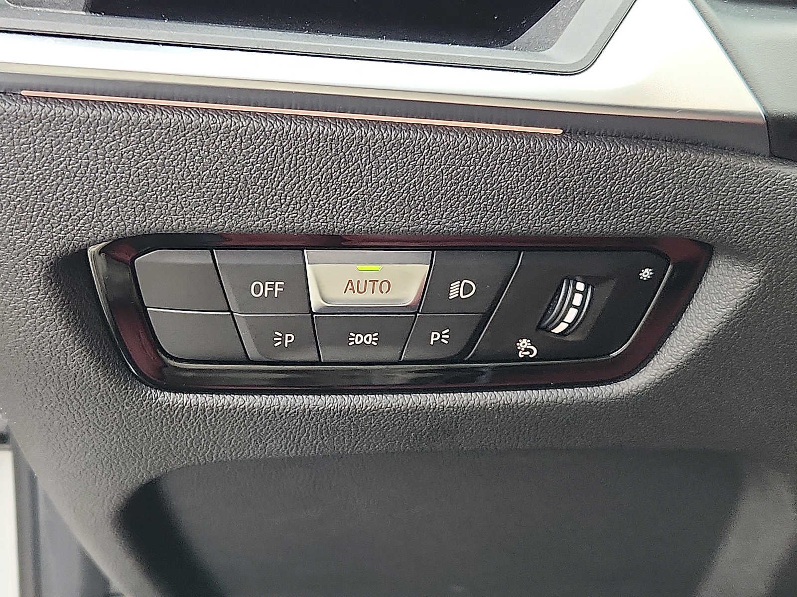 2023 BMW 3 Series 330i xDrive Sedan