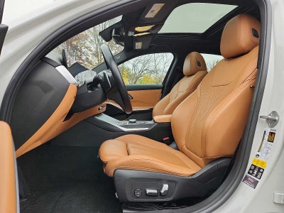 2023 BMW 3 Series 330i xDrive Sedan