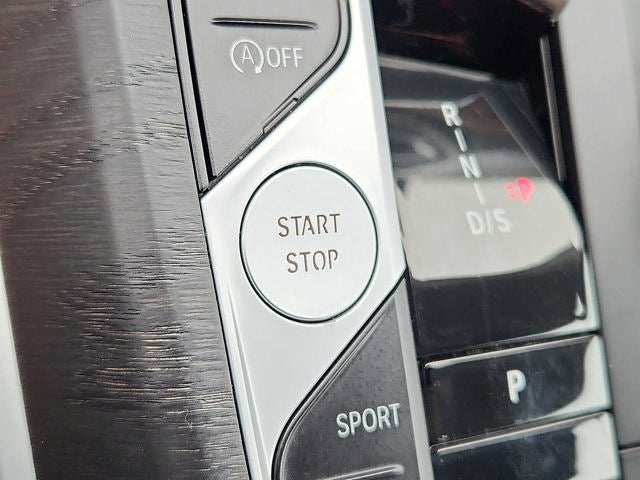 2023 BMW 3 Series 330i xDrive Sedan