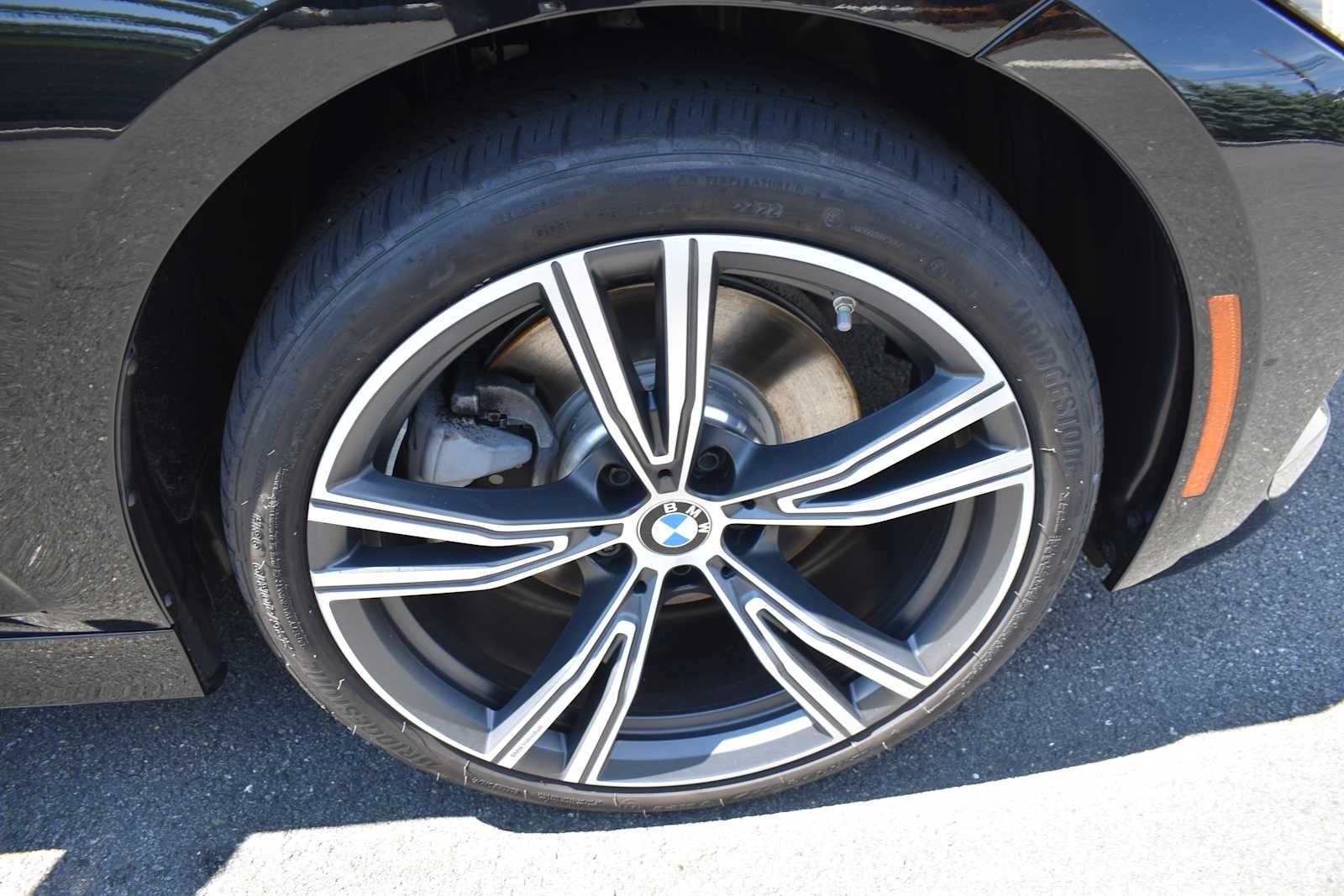 2023 BMW 3 Series 330i xDrive Sedan