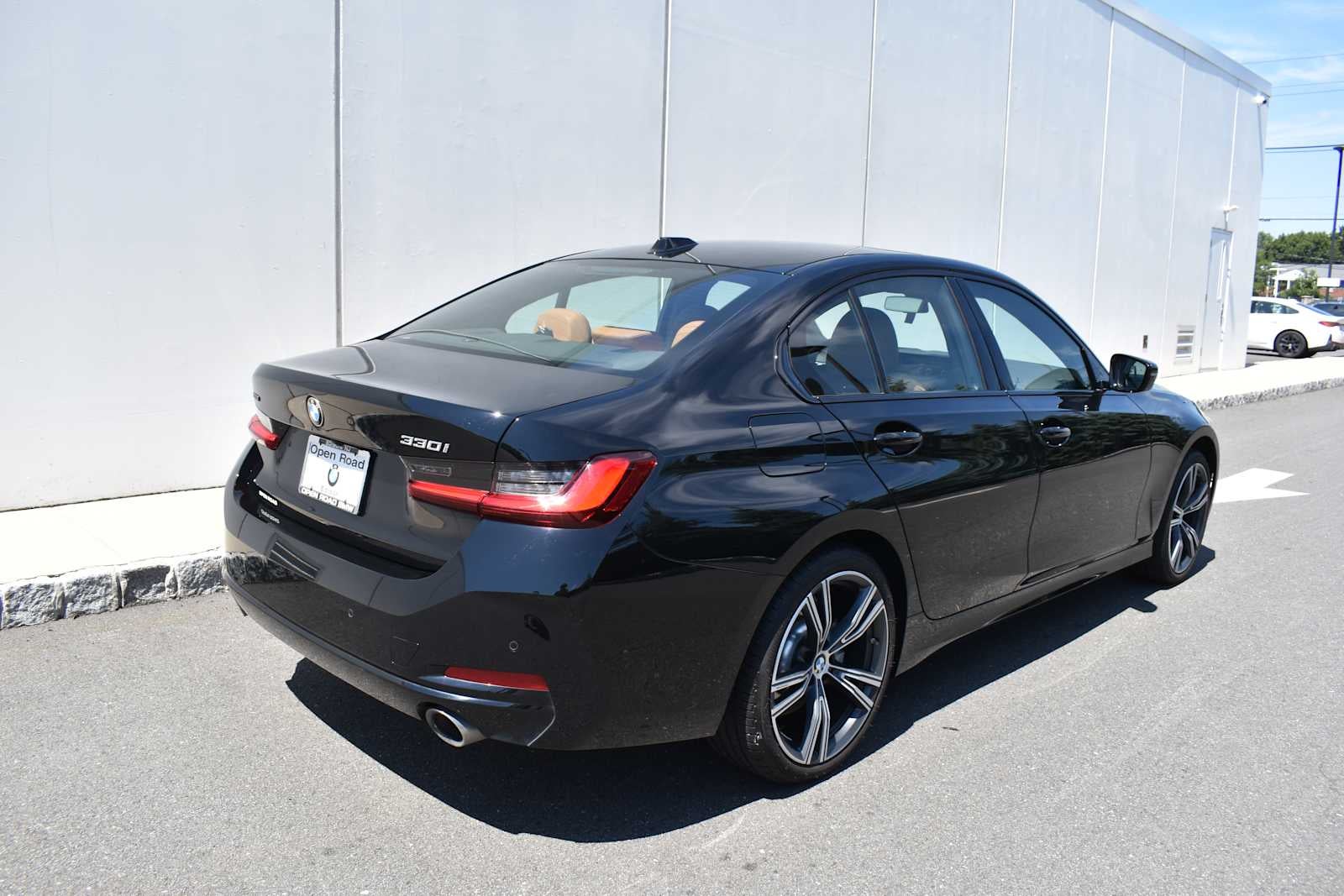 2023 BMW 3 Series 330i xDrive Sedan