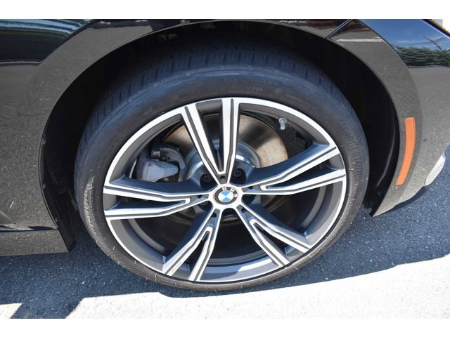 2023 BMW 3 Series 330i xDrive Sedan
