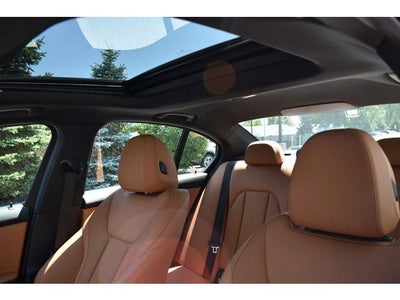 2023 BMW 3 Series 330i xDrive Sedan
