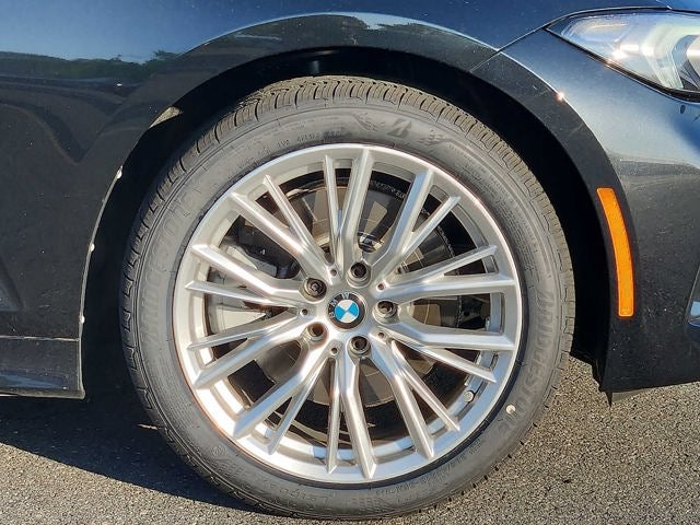 2023 BMW 3 Series 330i xDrive Sedan