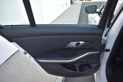2023 BMW 3 Series 330i xDrive Sedan